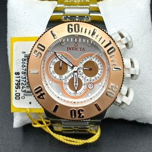 FIRM PRICE-NEW INVICTA Subqaua Chronograph Watch.